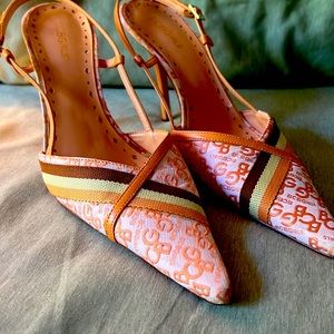 BCB  peach kitten heels